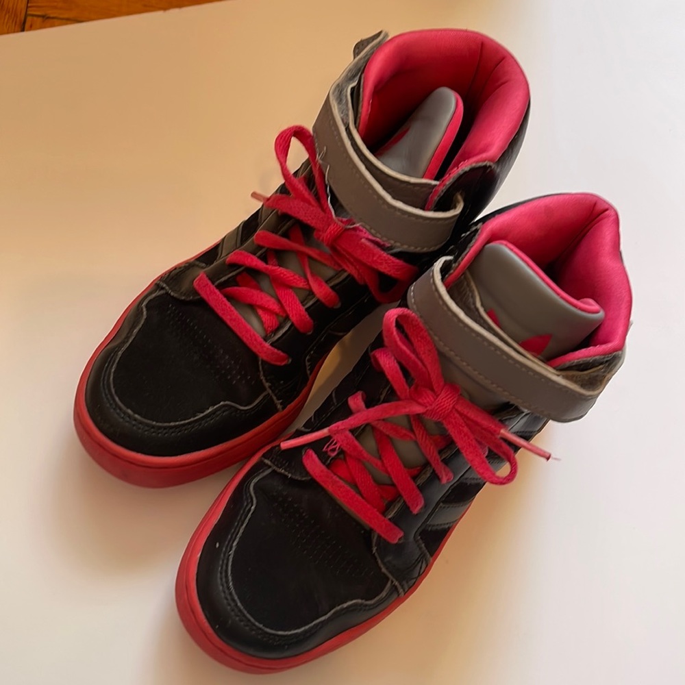 Adidas HighTop kids sneakers